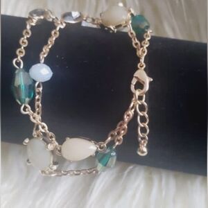 Vintage Multi-Color Jade Gold Tone Oval Link Bracelet.🌴